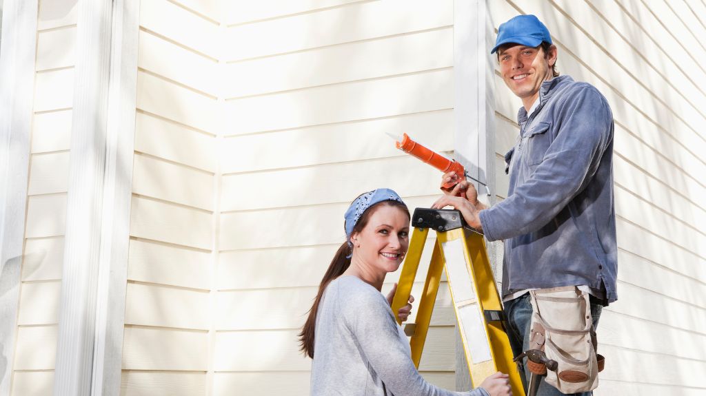 4 Home Maintenance Tips to Prepare for Fall