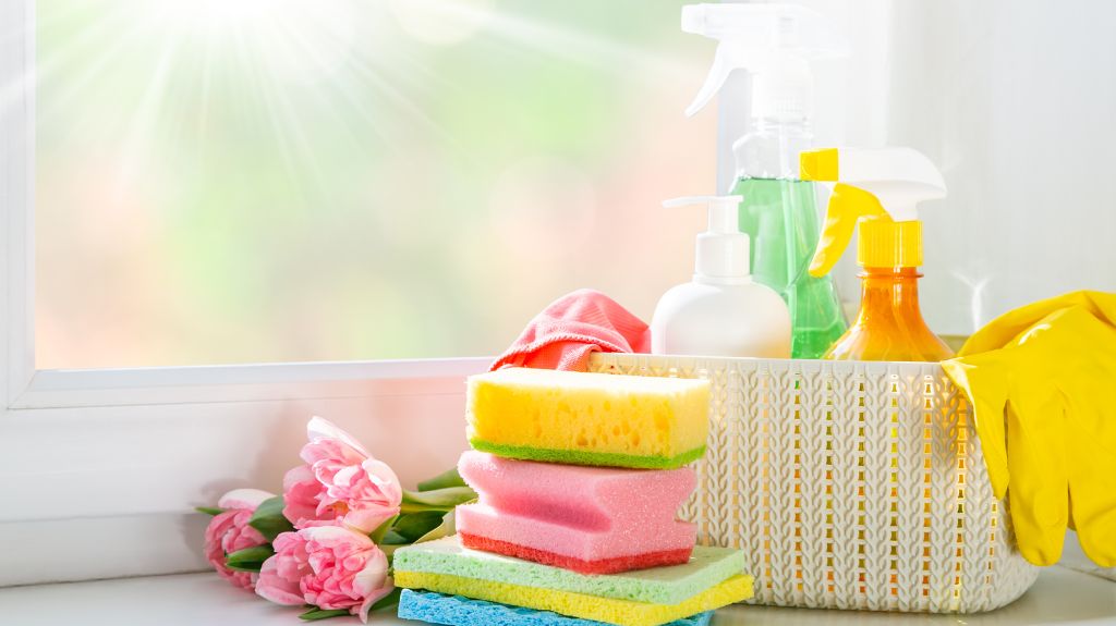 Spring Cleaning Tips and Checklists to Ease You into Cleaning